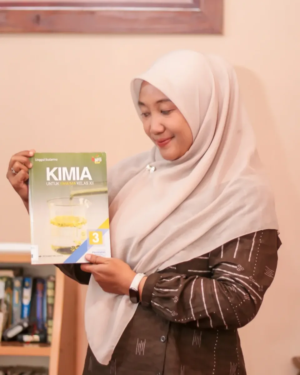 Eka Tarwiyatul Hikmah M.Pd